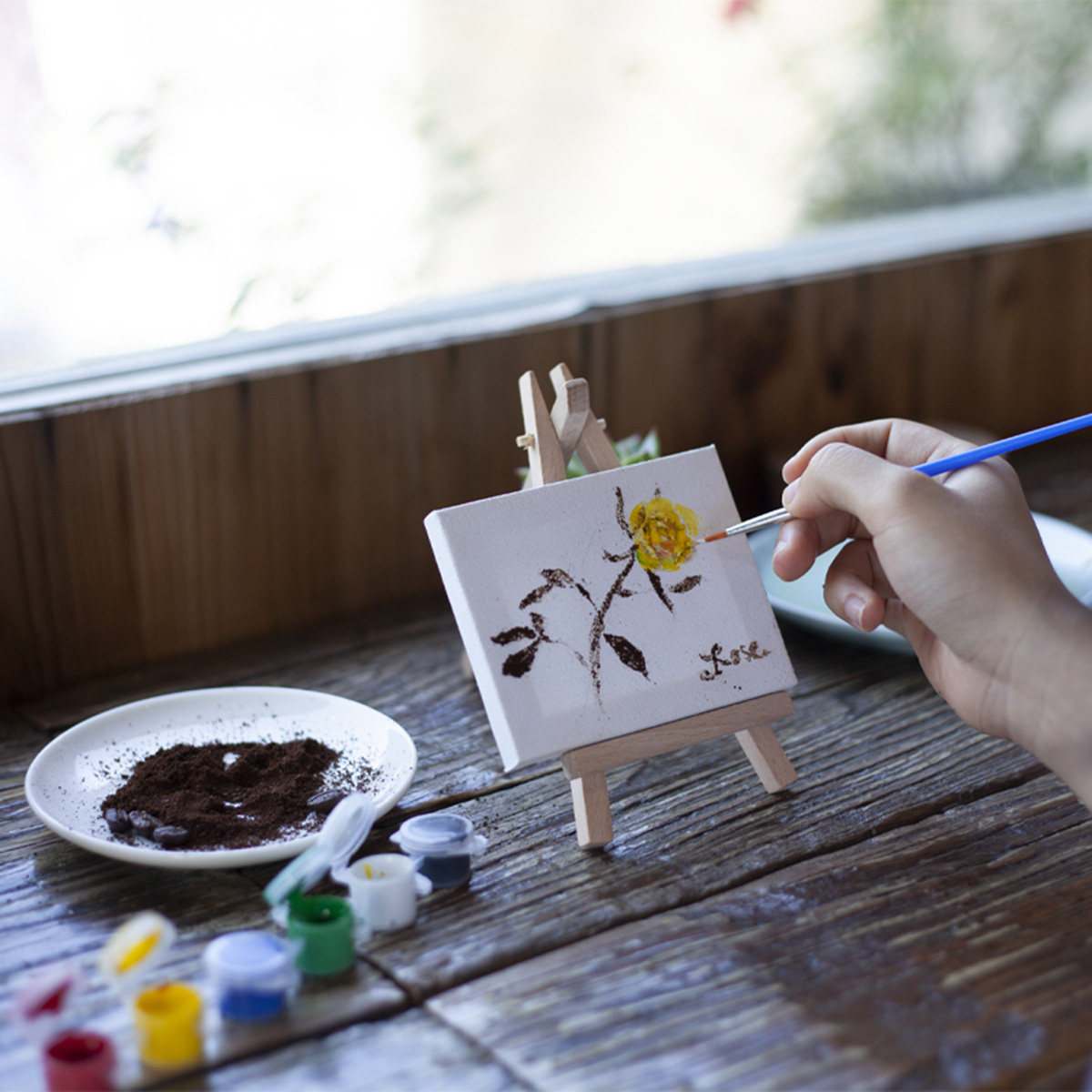 Kids Art Easel - ขาตั้งไม้ขนาดเล็ก 10 ชิ้น พร้อมแผ่นผ้าใบแบบแนบสนิท ทำจากไม้เนื้อแข็งธรรมชาติ น้ำหนักเบา