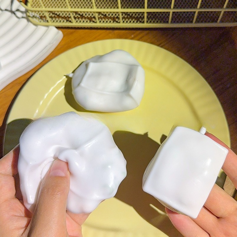 ลูกบอลบีบคลายเครียดรูปเต้าหู้  - Sensory Fidget Toys บทวิจารณ์และราคา